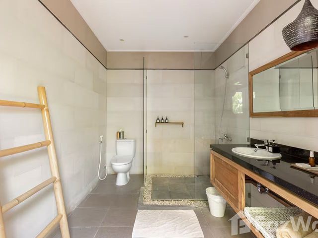 place photo 48
