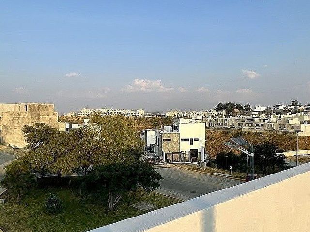 place photo 33
