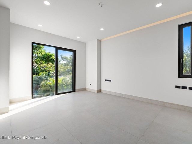 place photo 49