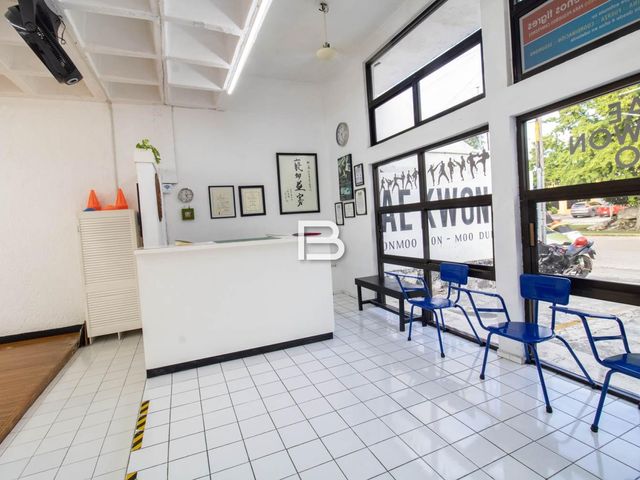 place photo 23