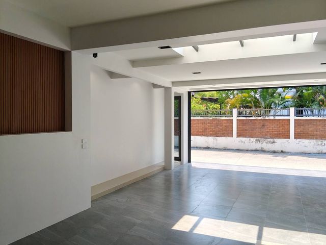 place photo 67