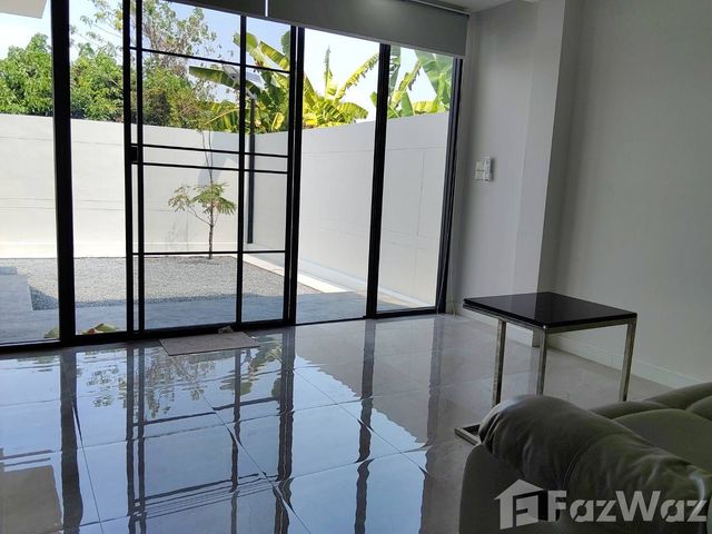 place photo 47