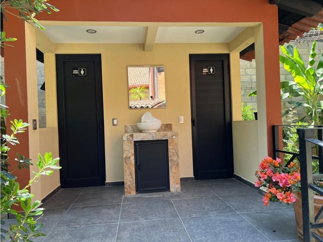place photo 37