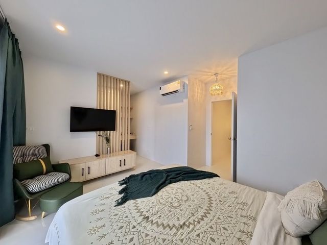 place photo 52