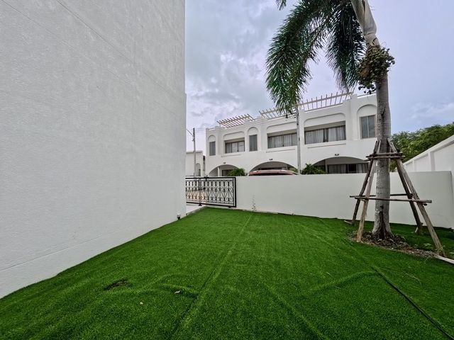 place photo 56
