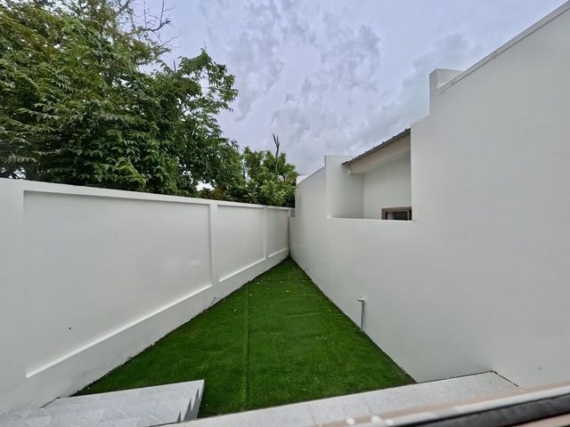 place photo 60