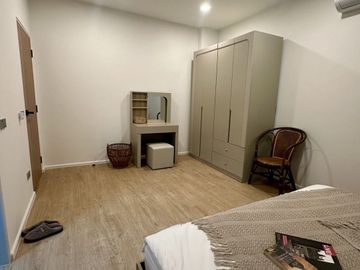 place photo 56