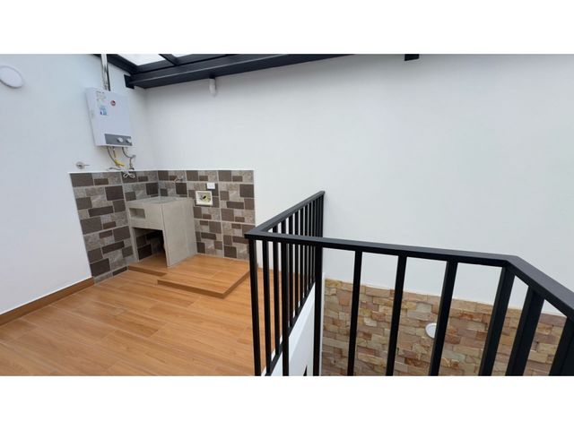 place photo 23