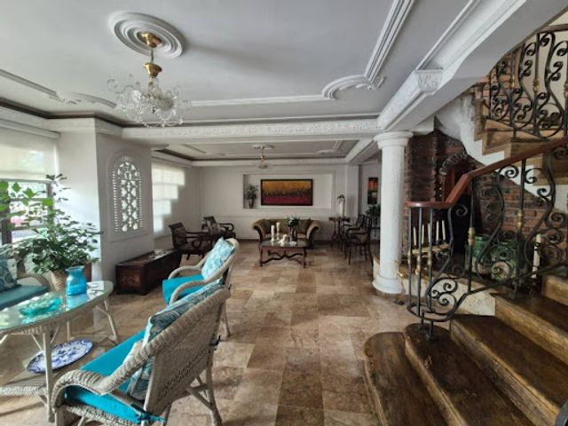 place photo 28