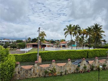 place photo 40