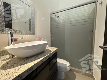 place photo 23