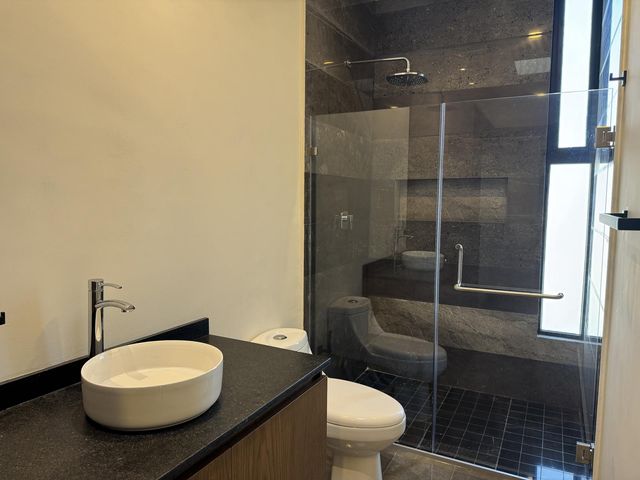 place photo 36