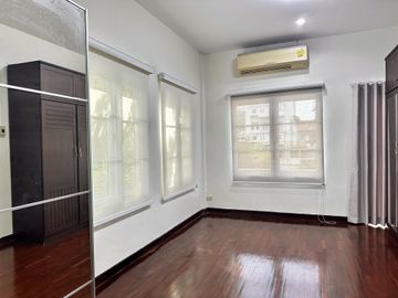 place photo 48