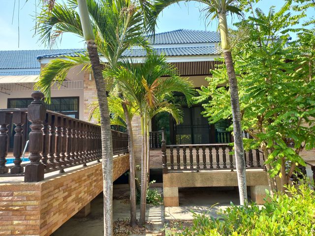 place photo 48