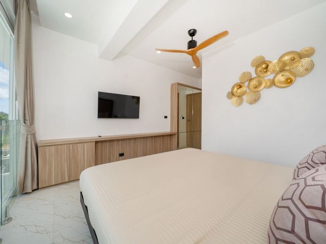 place photo 68