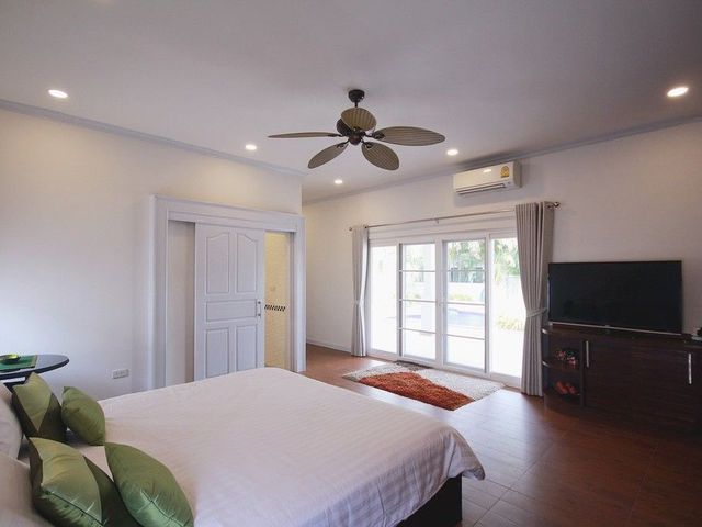 place photo 46