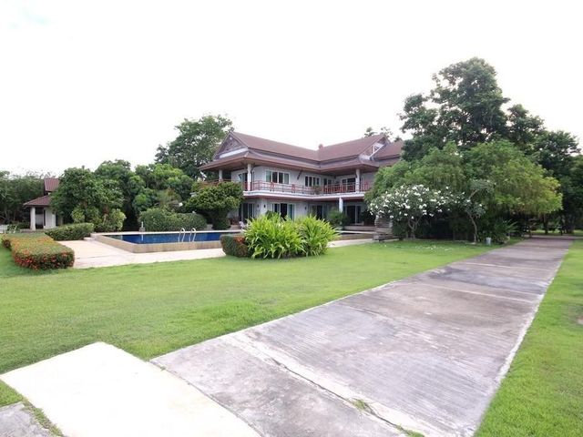 place photo 64