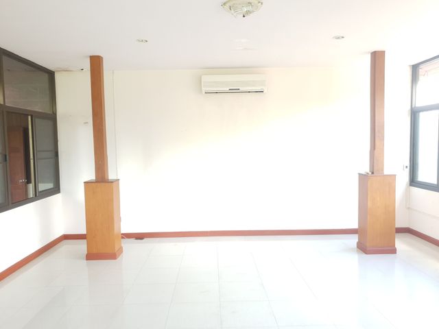 place photo 62