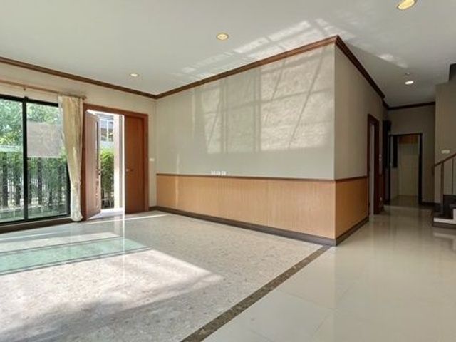place photo 47