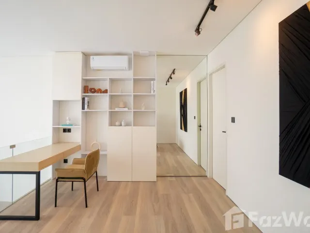 place photo 96