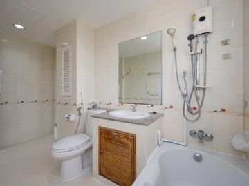 place photo 34