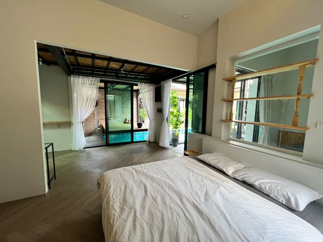 place photo 100