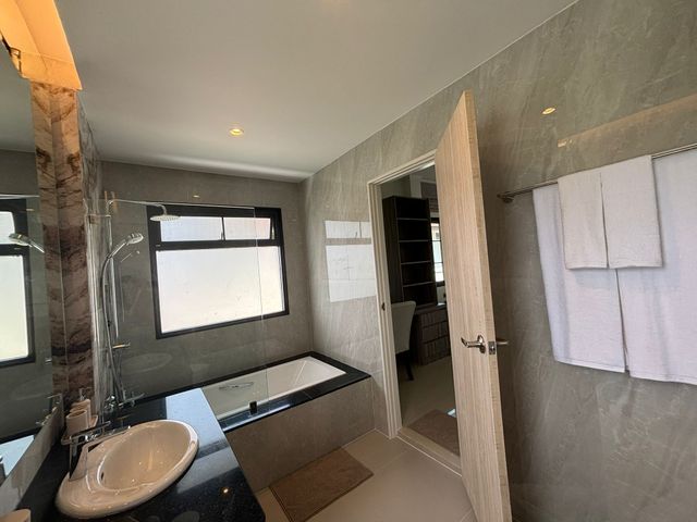 place photo 48