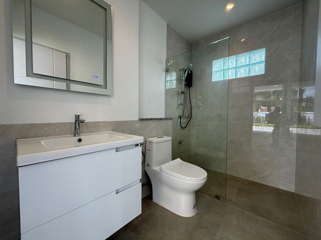 place photo 57