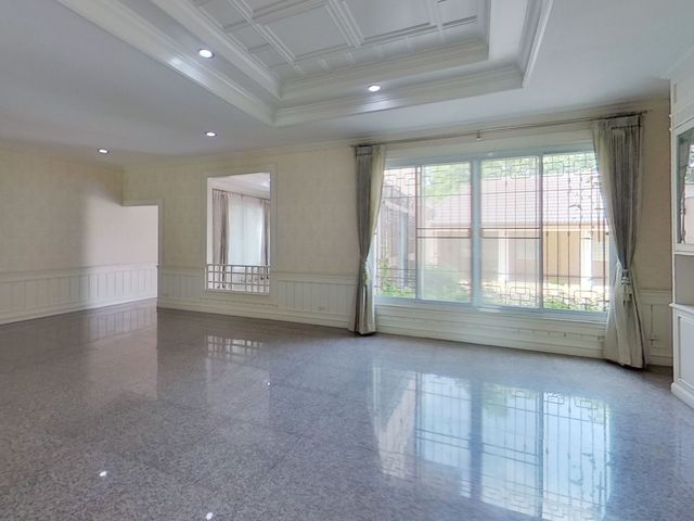 place photo 62