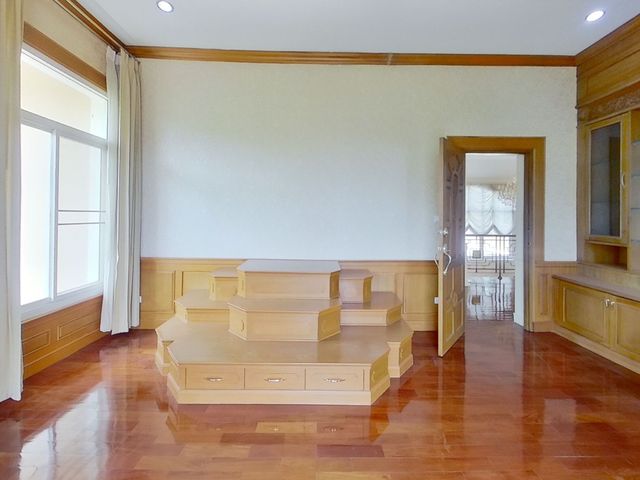 place photo 57