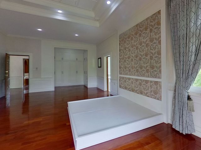 place photo 51