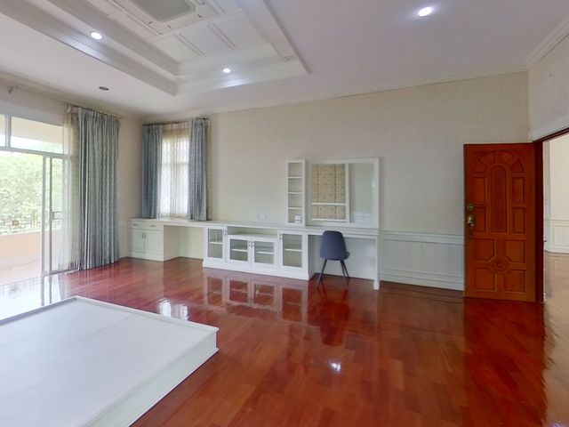 place photo 67
