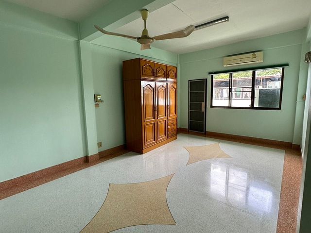 place photo 40
