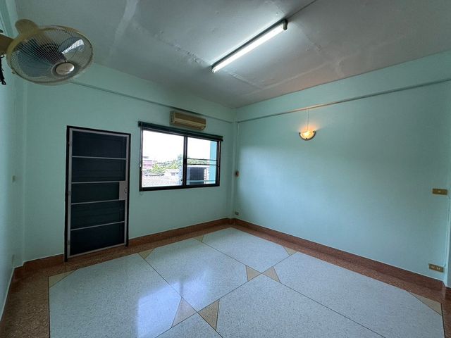 place photo 58