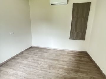 place photo 58