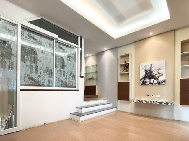 place photo 50