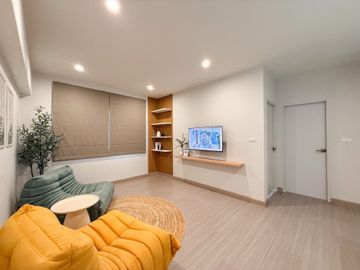 place photo 56