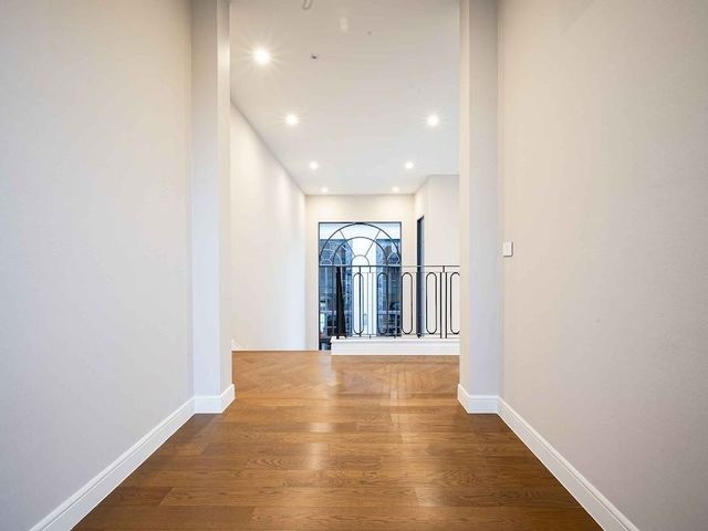 place photo 71