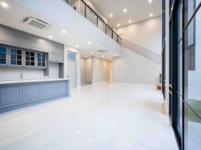 place photo 57