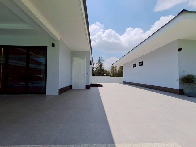 place photo 80