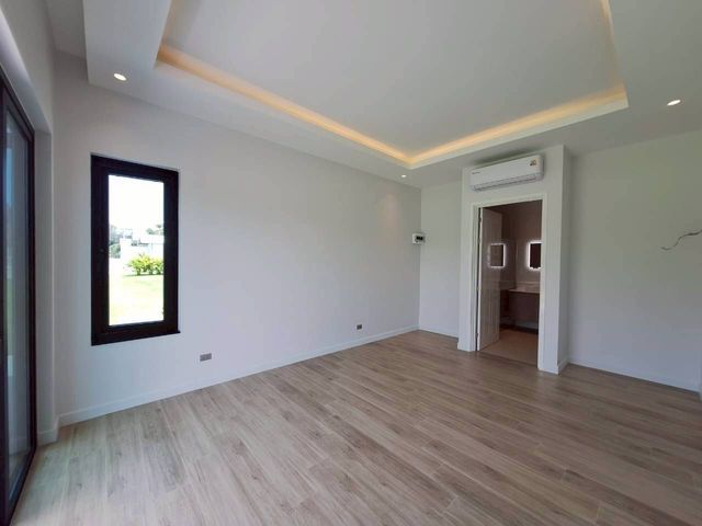 place photo 48