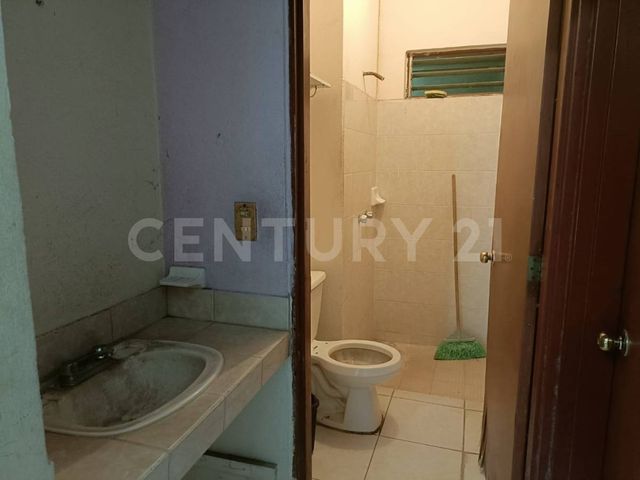 place photo 23