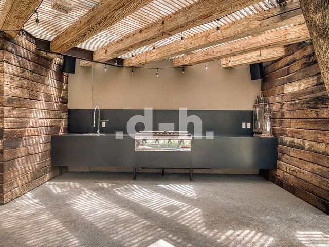 place photo 44