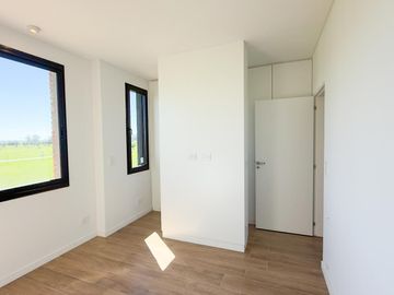place photo 53