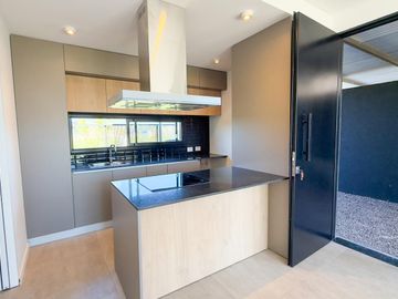place photo 75