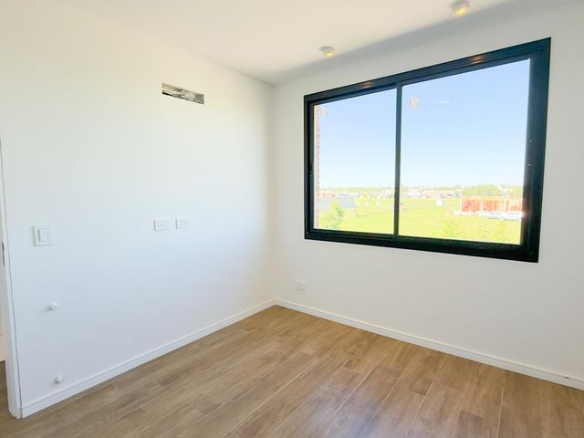 place photo 57
