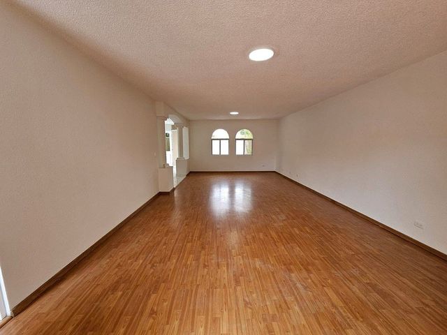 place photo 48