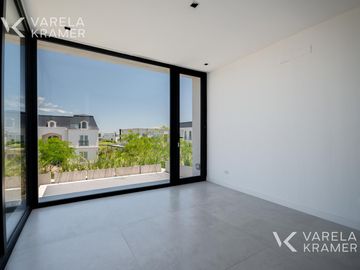place photo 94