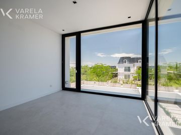 place photo 67