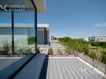 place photo 97